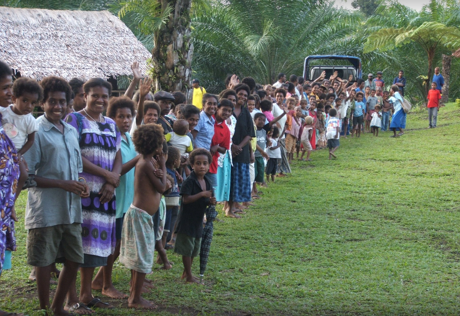 This was the line up people farewelling us from one village in 2006, wanting to thank us for coming and sharing with them. 